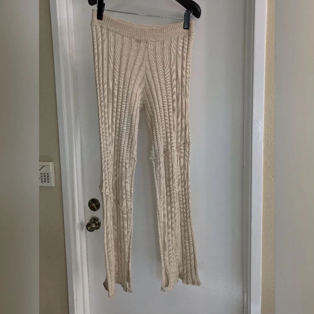 Edikted Harley Cream Knit Pants Size XS/S